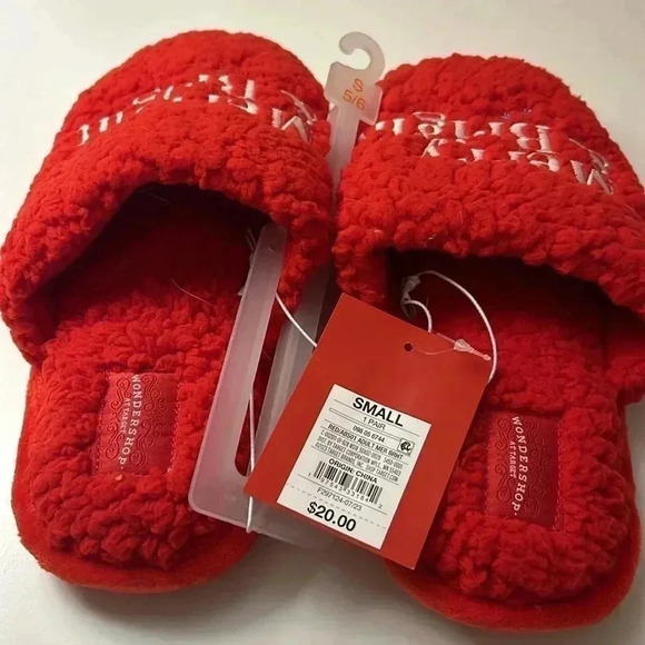 Wondershop Christmas Slippers Size Small - Picture 4 of 4